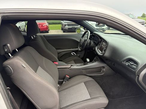 Used 2023 Dodge Challenger SXT w/ Blacktop Package AWD/4WD image 43