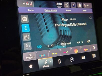 Used 2022 Jeep Grand Cherokee Altitude