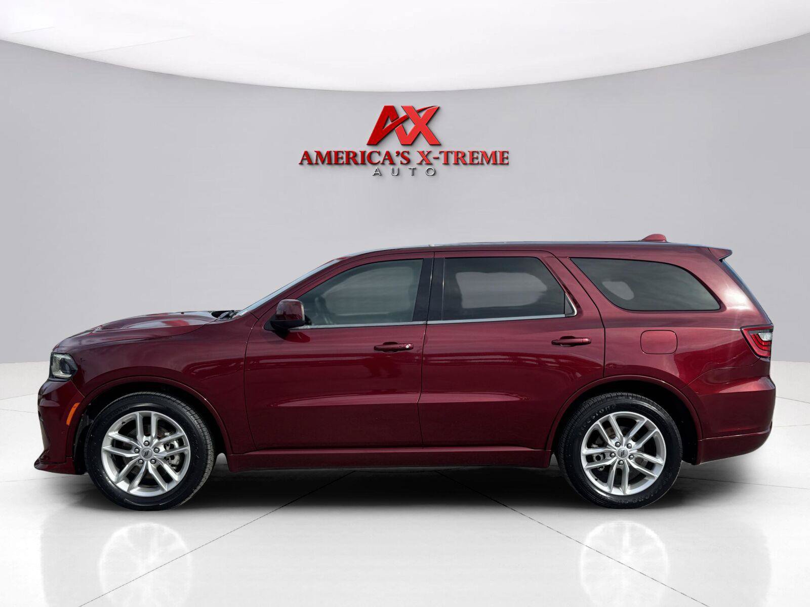 Used 2022 Dodge Durango GT w/ Trailer Tow Group IV RWD image 2