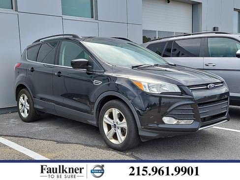 Used 2016 Ford Escape SE w/ SE Leather Comfort Package AWD/4WD image 1