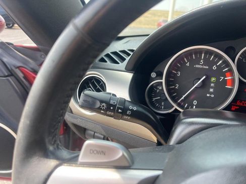 Used 2009 MAZDA MX-5 Miata Grand Touring w/ Premium Pkg image 15