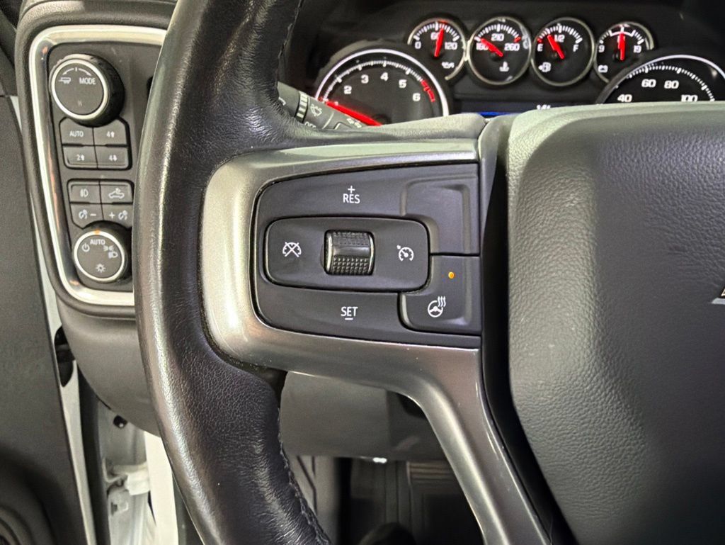Certified 2022 Chevrolet Silverado 1500 RST AWD/4WD image 30