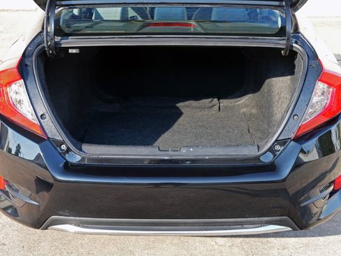 Used 2019 Honda Civic LX image 9
