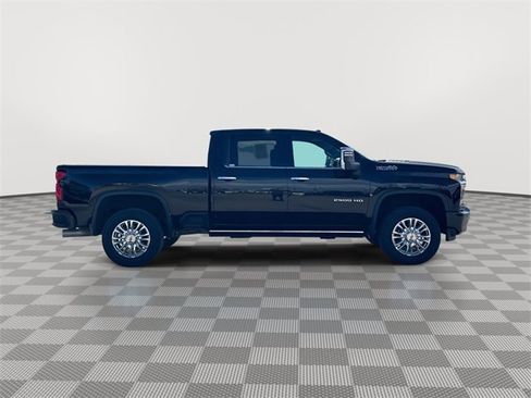 Used 2023 Chevrolet Silverado 2500 High Country image 9