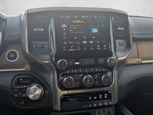 Used 2022 RAM 1500 Limited AWD/4WD image 12