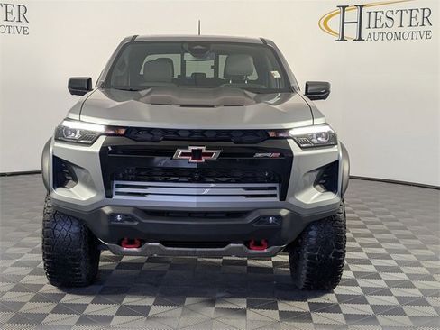 Certified 2024 Chevrolet Colorado ZR2 w/ ZR2 Convenience Package III image 3