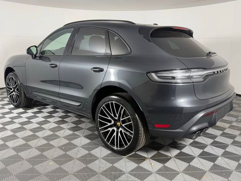 New 2026 Porsche Macan image 3