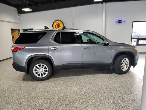 Used 2018 Chevrolet Traverse LT AWD/4WD image 1