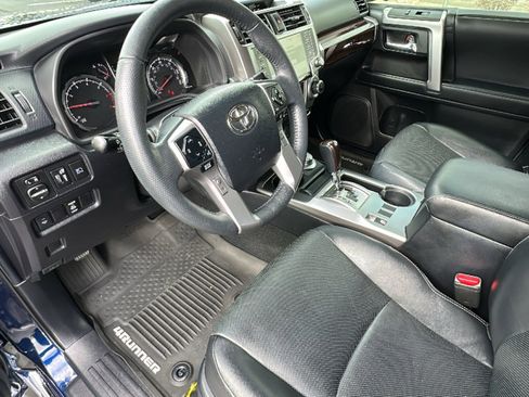 Used 2020 Toyota 4Runner Limited image 10