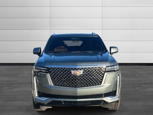 Certified 2024 Cadillac Escalade Premium Luxury image 8