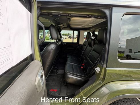 Used 2022 Jeep Wrangler Unlimited Sahara w/ Dual Top Group AWD/4WD image 13