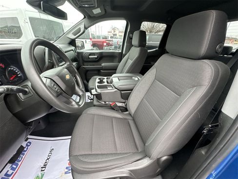 Used 2024 Chevrolet Silverado 1500 Custom image 11