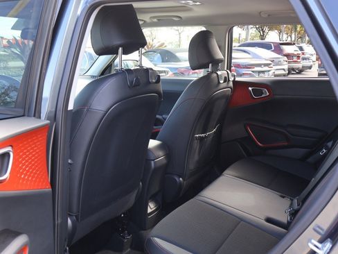 Used 2023 Kia Soul GT-Line w/ GT-Line Technology Package image 31