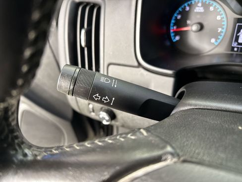 Used 2021 Chevrolet Colorado LT w/ Fleet Safety Package RWD image 15