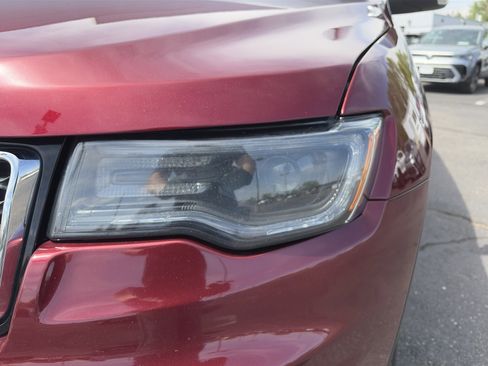 Used 2019 Jeep Grand Cherokee Limited w/ Luxury Group II AWD/4WD image 10