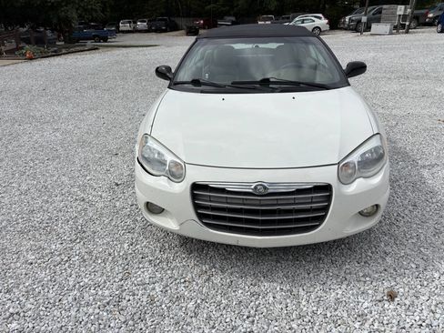 Used 2004 Chrysler Sebring LXi image 3