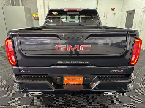 Used 2025 GMC Sierra 1500 AT4 w/ AT4 Premium Package AWD/4WD image 8