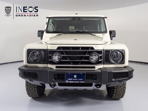 New 2025 INEOS Grenadier Fieldmaster Edition image 2