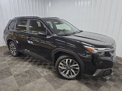 Used 2025 Subaru Forester Touring AWD/4WD image 7
