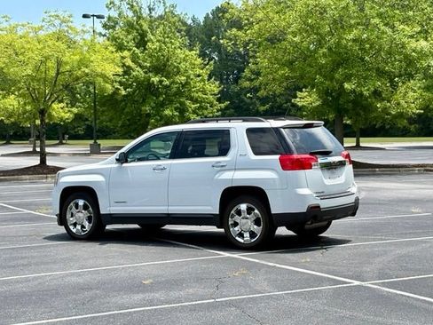 Used 2015 GMC Terrain SLE w/ Chrome Package AWD/4WD image 4
