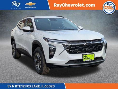 New 2026 Chevrolet Trax LT w/ Driver Confidence Package FWD image 1