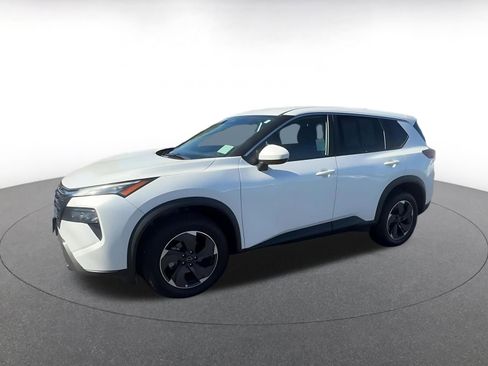 Used 2025 Nissan Rogue SV AWD/4WD image 8