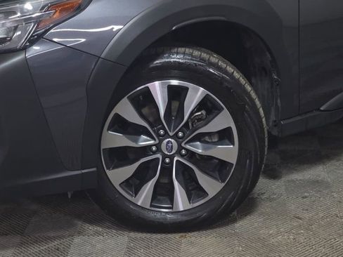 Used 2023 Subaru Outback Limited AWD/4WD image 2