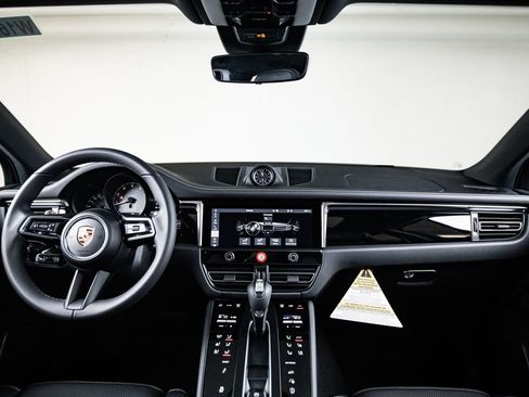 New 2026 Porsche Macan S AWD/4WD image 25