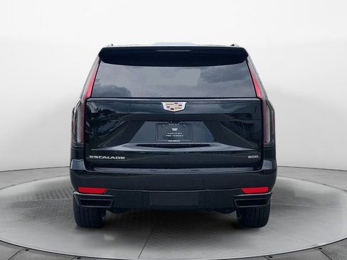 Certified 2024 Cadillac Escalade Sport AWD/4WD image 6