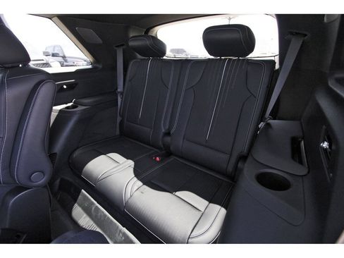 New 2027 Cadillac Vistiq Luxury AWD/4WD image 13