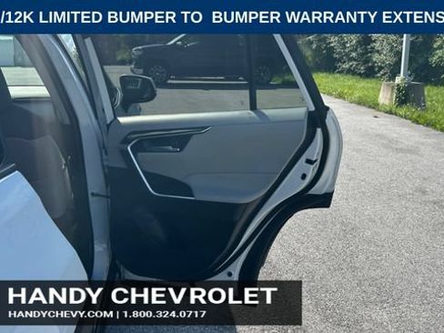 Used 2025 Toyota RAV4 XLE AWD/4WD image 28