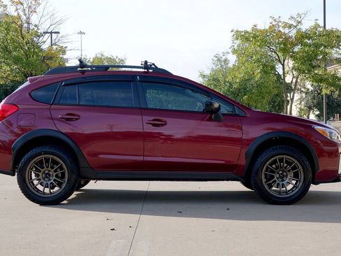 Used 2016 Subaru Crosstrek 2.0i image 12