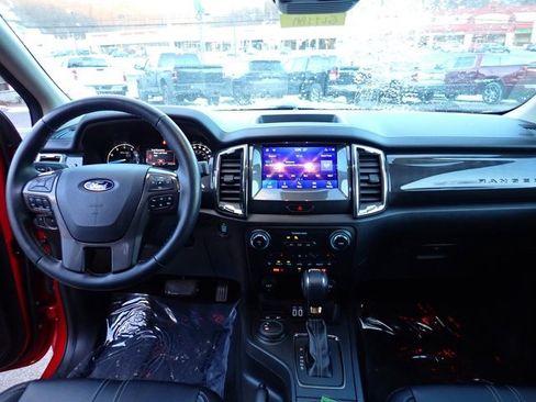 Used 2023 Ford Ranger Lariat w/ Trailer Tow Package image 17