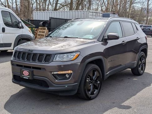 Certified 2021 Jeep Compass Latitude image 8