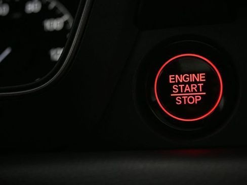 Used 2024 Honda Pilot TrailSport image 14