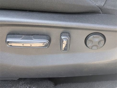 Used 2020 Honda CR-V EX image 16