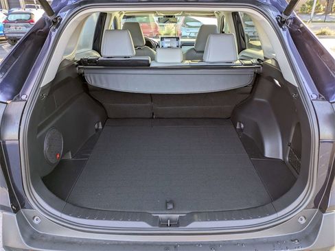 Used 2021 Toyota RAV4 Limited image 13