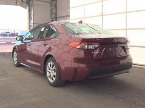 Used 2024 Toyota Corolla LE FWD image 7