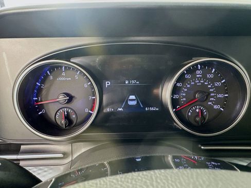 Used 2022 Kia Carnival LX FWD image 14