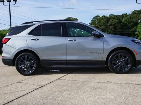 Used 2024 Chevrolet Equinox RS w/ RS Leather Package FWD image 3