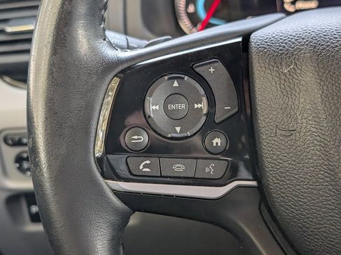 Used 2022 Honda Pilot Touring image 25