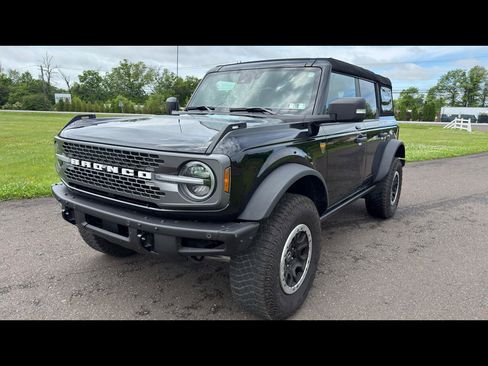 Used 2023 Ford Bronco Badlands w/ Sasquatch Package AWD/4WD image 1