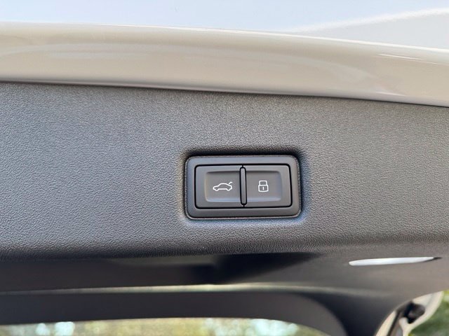 New 2026 Audi Q5 Premium Plus AWD/4WD image 12