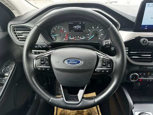 Used 2022 Ford Escape SEL image 25
