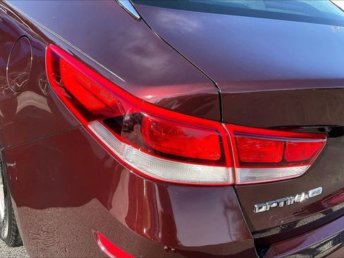 Used 2019 Kia Optima LX image 28