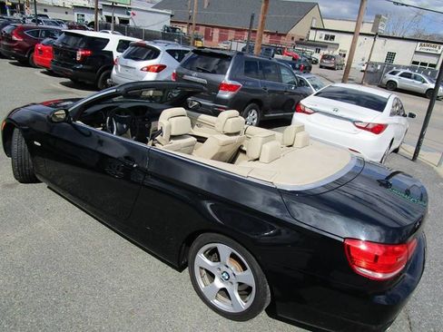 Used 2009 BMW 328i Convertible image 9