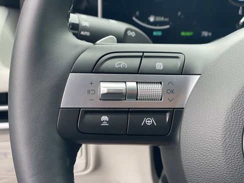 Certified 2025 Hyundai Tucson Limited image 8