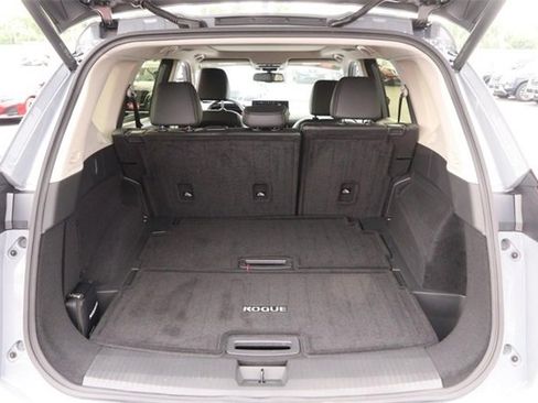 Certified 2024 Nissan Rogue SL w/ SL Premium Package image 7