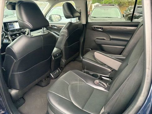 Used 2022 Toyota Highlander Limited AWD/4WD image 21