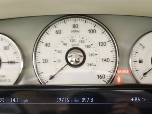 Used 2013 Rolls-Royce Ghost RWD image 28